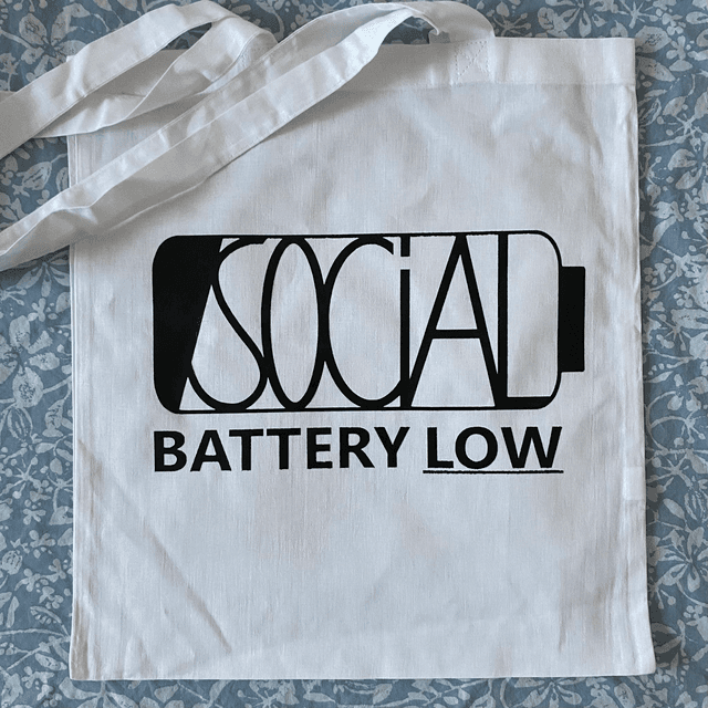 M: social battery low (totebag)